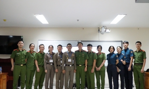 Phòng Quản lý học viên làm việc với đoàn cán bộ, học viên Thái Lan và Hàn Quốc